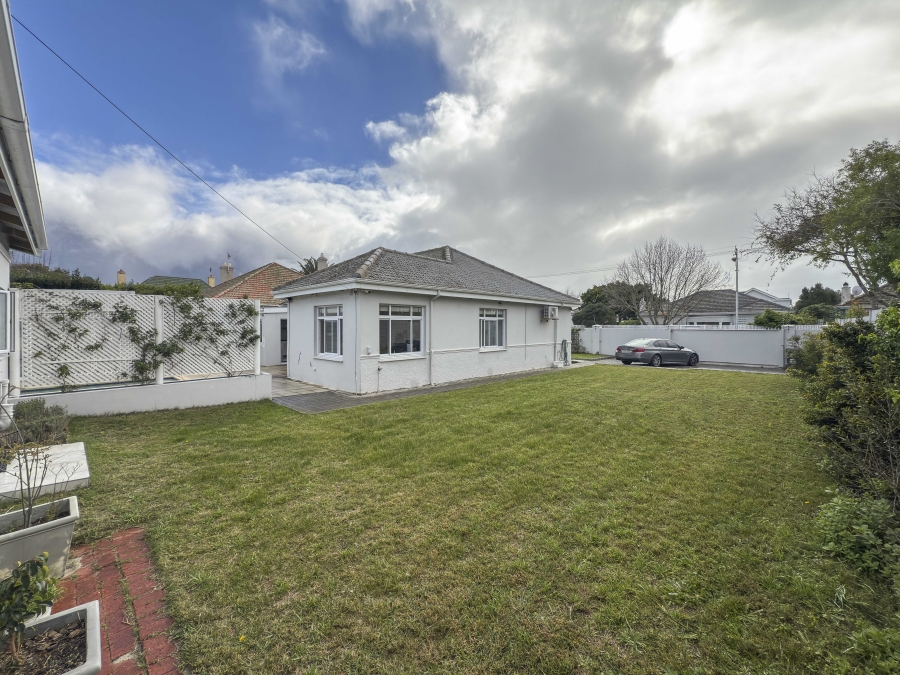 3 Bedroom Property for Sale in Claremont Western Cape